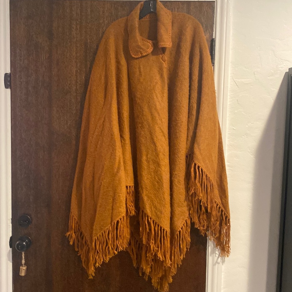 MLKessler handmade Alpaca poncho